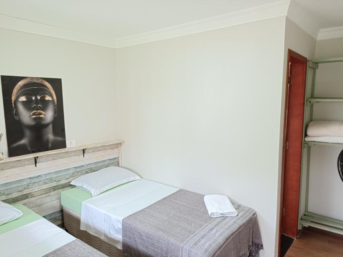 Alpha Hospedaria & Hostel Londrina Extérieur photo