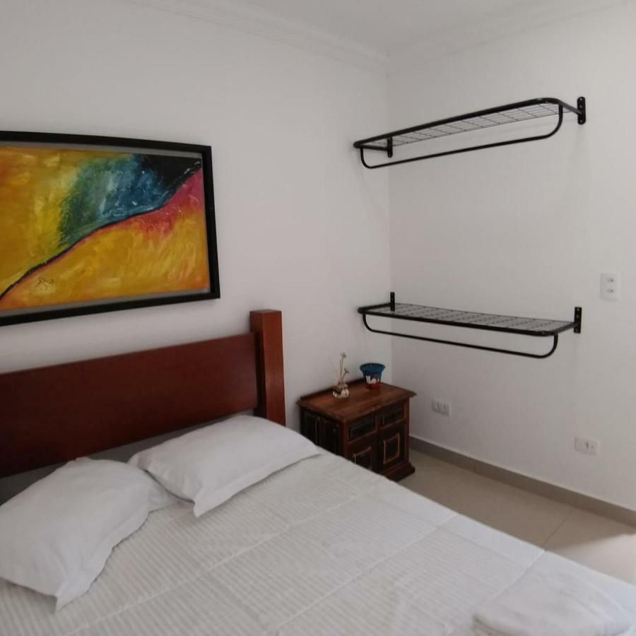 Alpha Hospedaria & Hostel Londrina Extérieur photo