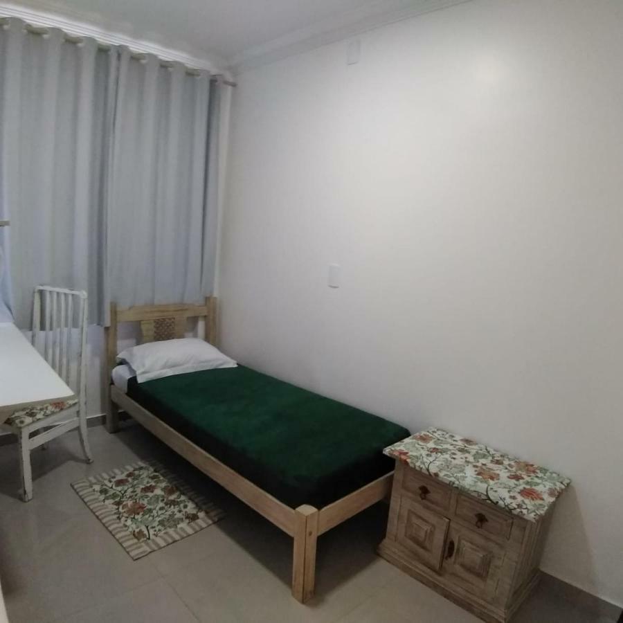Alpha Hospedaria & Hostel Londrina Extérieur photo