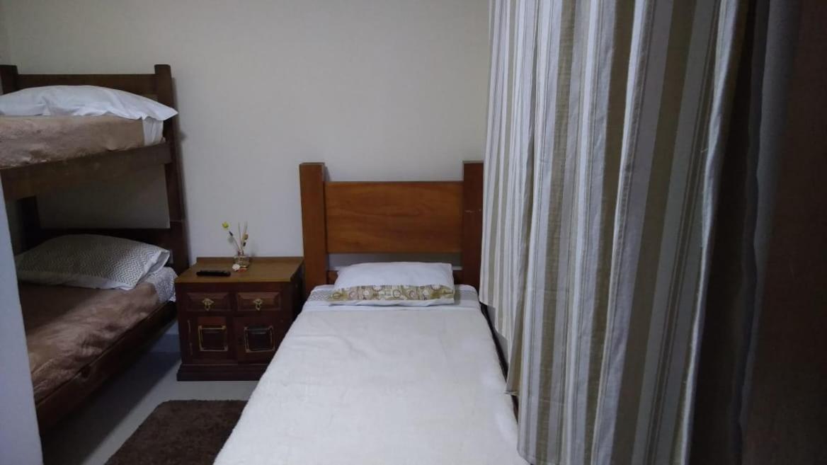 Alpha Hospedaria & Hostel Londrina Extérieur photo